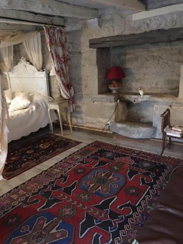 Bed and Breakfast Le Moulin A Huile Vailhourles Экстерьер фото